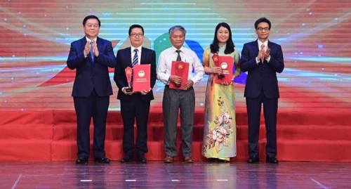 Bộ địa chí triều Nguyễn đoạt giải A Sách Quốc gia