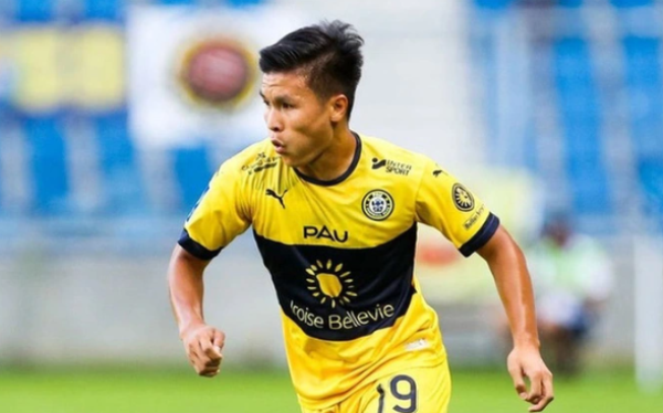 Tân binh V-League muốn chiêu mộ Quang Hải từ Pau FC