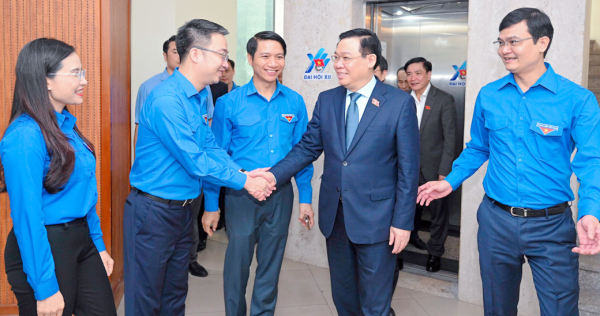 Chủ tịch Quốc hội Vương Đình Huệ: Kiên trì xây dựng thanh niên thời đại mới "tâm trong, trí sáng, hoài bão lớn”