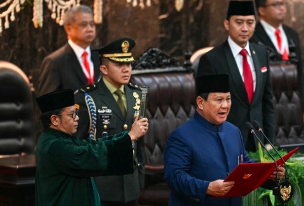 Cựu tướng Prabowo Subianto nhậm chức Tổng thống Indonesia