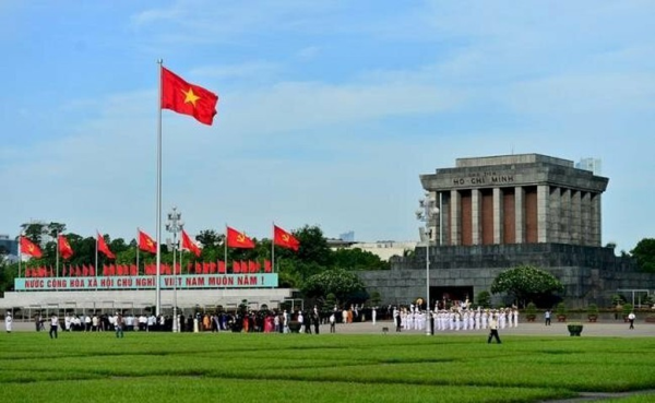 Quay phim, chụp ảnh tại khu vực cấm thuộc Khu Di tích Lăng Chủ tịch Hồ Chí Minh sẽ bị phạt đến 30 triệu đồng