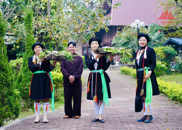 Bảo tồn, phát huy giá trị văn hóa truyền thống của đồng bào dân tộc thiểu số gắn với phát triển du lịch