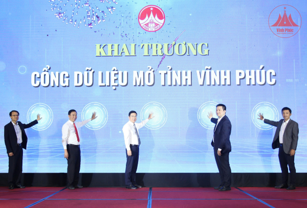 Khai trương Cổng dữ liệu mở tỉnh Vĩnh Phúc và giới thiệu một số giải pháp chuyển đổi số