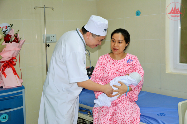 Hành trình của em bé đầu tiên chào đời bằng phương pháp IVF tại Bệnh viện Sản - Nhi Vĩnh Phúc