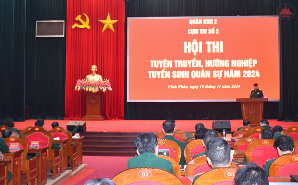 Hội thi tuyên truyền, hướng nghiệp tuyển sinh quân sự