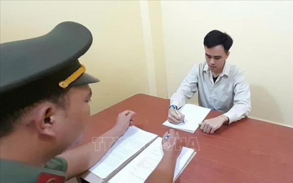 Hậu quả khi tin kẻ lưu vong