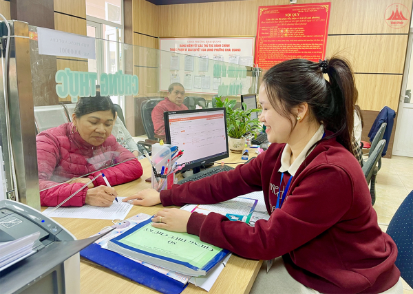 "Tự soi, tự sửa" ở Đảng bộ phường Khai Quang