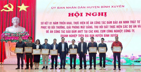 Nâng cao hiệu quả công tác bồi thường, giải phóng mặt bằng và đảm bảo an ninh trật tự tại các khu công nghiệp