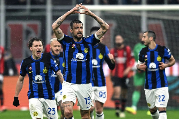 Đánh bại AC Milan, Inter Milan vô địch Serie A