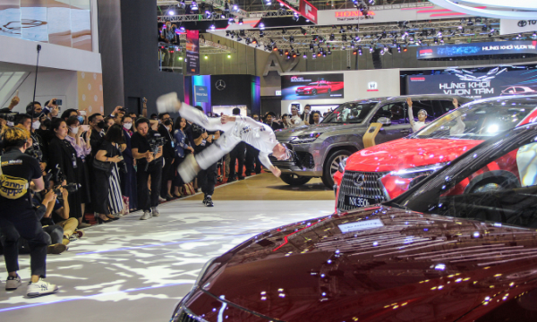 Mercedes, Audi, Lexus bỏ triển lãm ôtô lớn nhất Việt Nam 2024