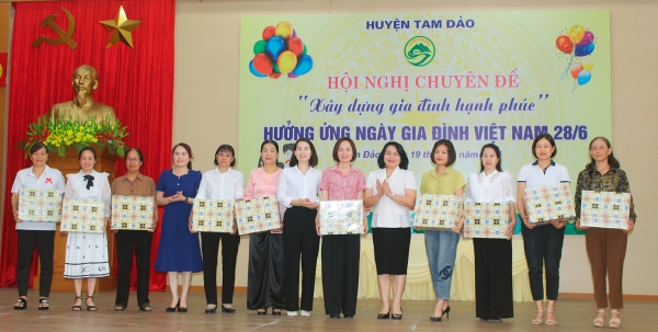 Hội nghị chuyên đề “Xây dựng gia đình hạnh phúc”