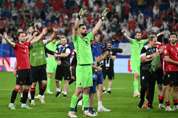Thắng sốc Bồ Đào Nha, Georgia giành tấm vé lịch sử dự vòng 1/8 Euro 2024