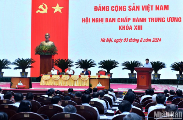 Ban Chấp hành Trung ương Đảng khóa XIII họp về công tác cán bộ