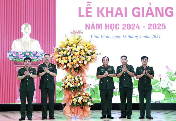 Trường Sĩ quan Tăng Thiết giáp khai giảng năm học 2024-2025