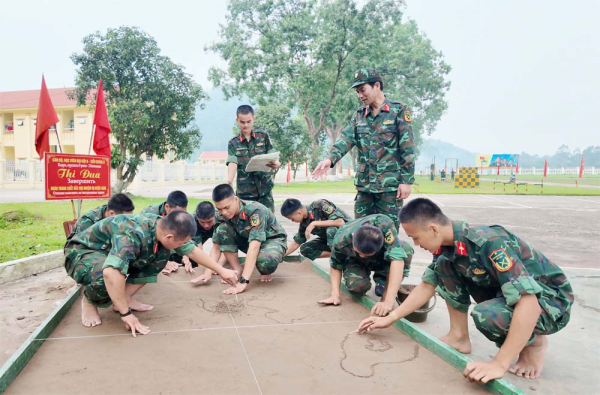 Sôi nổi phong trào thi đua dạy tốt - học tốt ở Trường Sĩ quan Tăng thiết giáp