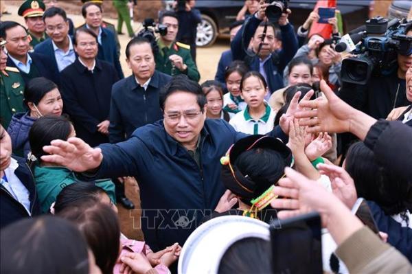 Mùa xuân đến sớm trong những ngôi nhà của "ý Đảng, lòng dân"