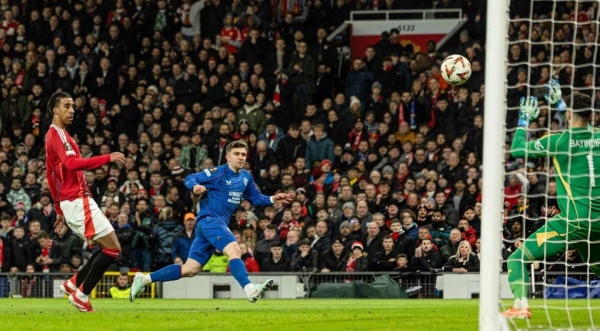 Man Utd thắng nghẹt thở trước Rangers, chắc chắn đi tiếp tại Europa League