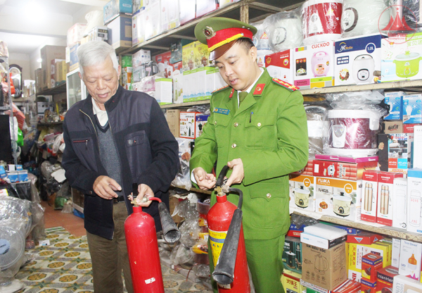 Tăng cường kiểm tra, hướng dẫn an toàn phòng cháy, chữa cháy dịp Tết Nguyên đán