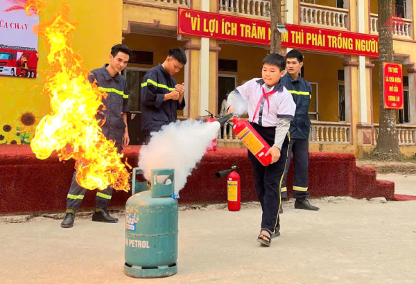 Tăng cường công tác phòng cháy, chữa cháy trước, trong và sau Tết Nguyên đán