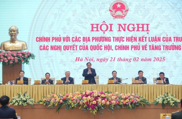 Thủ tướng Chính phủ chỉ đạo các nhiệm vụ, giải pháp trọng tâm, đột phá bảo đảm mục tiêu tăng trưởng năm 2025 đạt 8% trở lên