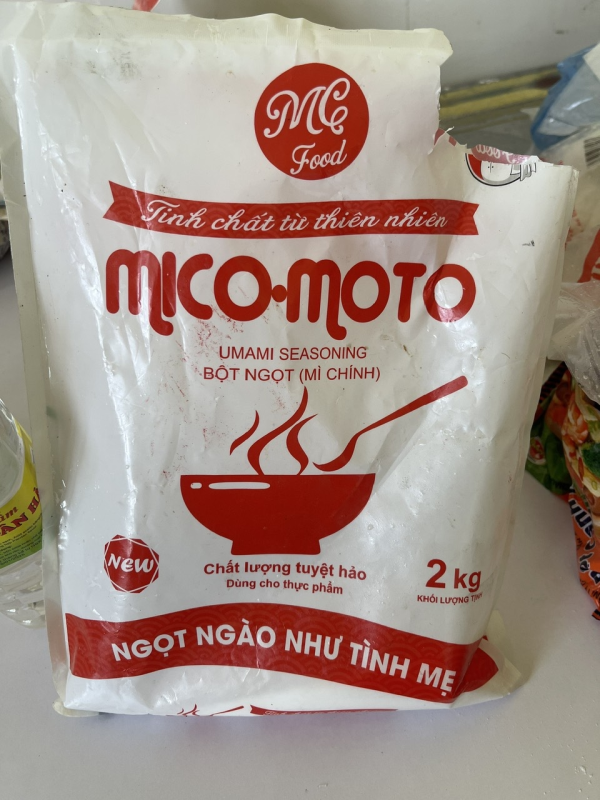 Hiểm họa từ các loại thực phẩm “nhái” thương hiệu