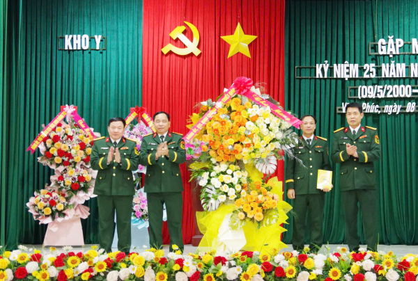 Gặp mặt kỷ niệm 25 năm ngày truyền thống Kho Y