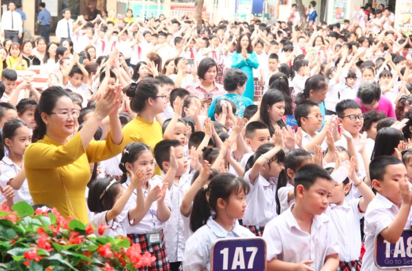  Sẽ thông qua Nghị quyết miễn, hỗ trợ học phí với trẻ mầm non, học sinh phổ thông