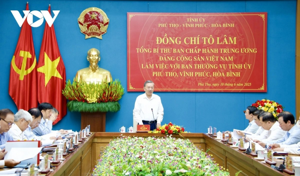 Ổn định để phát triển