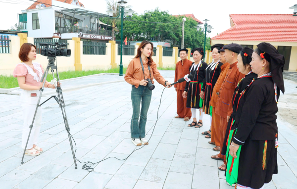 Báo chí góp phần phát triển công nghiệp văn hóa
