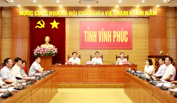 Thủ tướng chủ trì hội nghị trực tuyến nhiều nội dung quan trọng