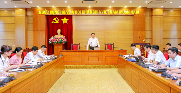 Khẩn trương hoàn thành phương án hỗ trợ đi lại, lưu trú cho cán bộ, công chức, viên chức sau sáp nhập