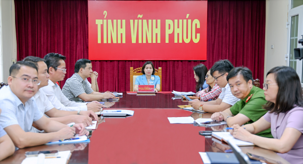 Bảo đảm hệ thống thông tin thông suốt phục vụ chỉ đạo, điều hành và phục vụ người dân, doanh nghiệp