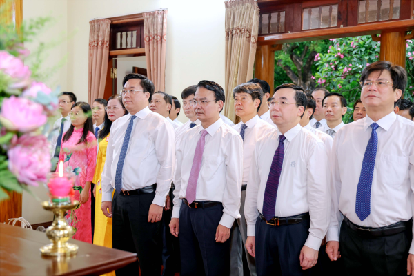 Khắc ghi lời dạy của Bác, vững bước tiến vào kỷ nguyên mới