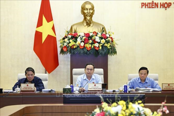 Phiên họp thứ 46 Ủy ban Thường vụ Quốc hội: Tăng tính minh bạch, khả thi trong xây dựng, áp dụng tiêu chuẩn, quy chuẩn kỹ thuật