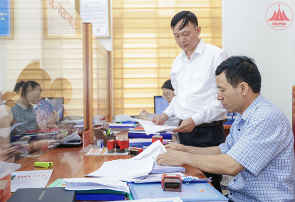 Tập trung cắt giảm, đơn giản hóa thủ tục hành chính