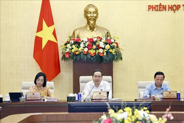 Phiên họp thứ 46, Ủy ban Thường vụ Quốc hội: Thay đổi hành vi tiêu dùng năng lượng tiết kiệm, hiệu quả