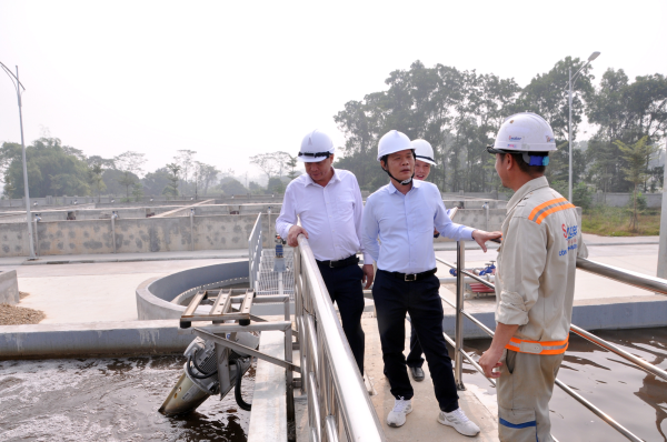 Phó Chủ tịch UBND tỉnh Nguyễn Văn Khước kiểm tra tiến độ Dự án Quản lý nguồn nước và ngập lụt tỉnh