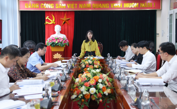 Thẩm tra Tờ trình dự thảo Nghị quyết quy định về việc đặt tên đường, phố trên địa bàn huyện Yên Lạc