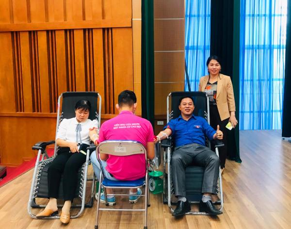 Gương sáng trong phong trào hiến máu tình nguyện