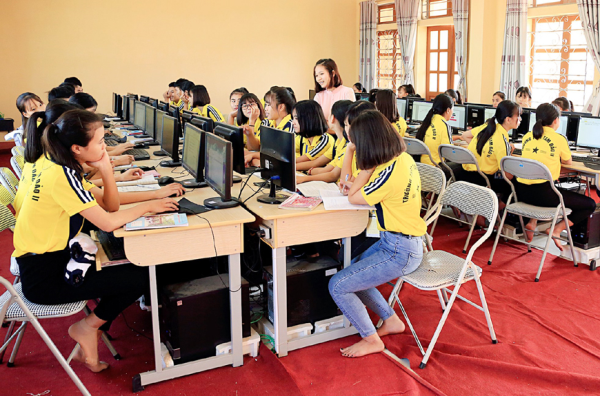 Giáo viên dạy gì?