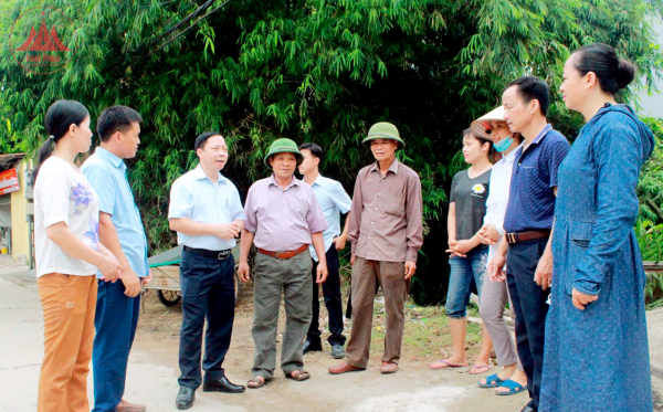 Cầu nối giữa Đảng, chính quyền với nhân dân