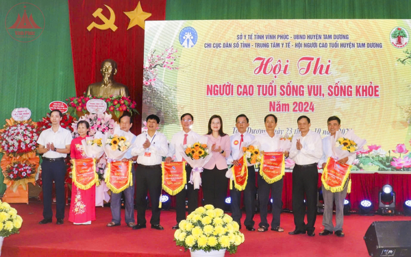 Sôi nổi Hội thi người cao tuổi sống vui, sống khỏe