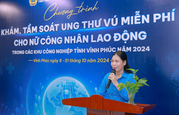 Khám, xét nghiệm tầm soát ung thư miễn phí cho nữ công nhân lao động