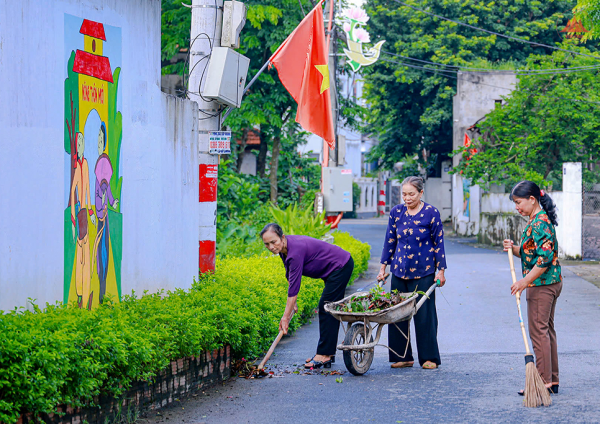 Nhân rộng điển hình tiên tiến trong các phong trào thi đua yêu nước