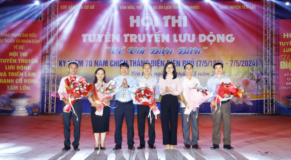 Hội thi tuyên truyền lưu động về với Điện Biên tại huyện Yên Lạc