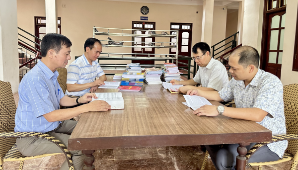 Vận dụng các tác phẩm của Tổng Bí thư Nguyễn Phú Trọng trong công tác giáo dục chính trị, tư tưởng