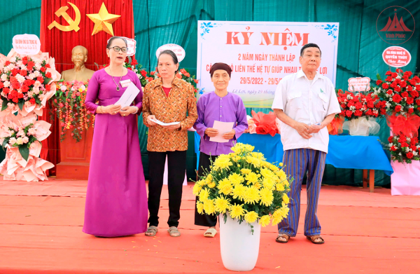 Quan tâm, chăm lo người cao tuổi có hoàn cảnh khó khăn