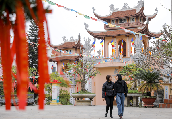 Chùa Hà Tiên – Điểm du lịch tâm linh đầu xuân nổi tiếng