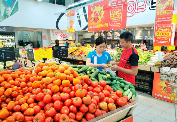 Tạo chỗ đứng vững chắc cho hàng Việt trên "sân nhà"