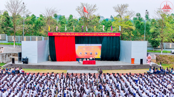 Tọa đàm hành trang khởi nghiệp